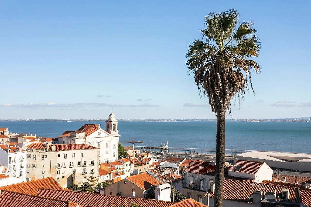 Cosy Alfama Hideout - With Rooftop Terrace Lisbon