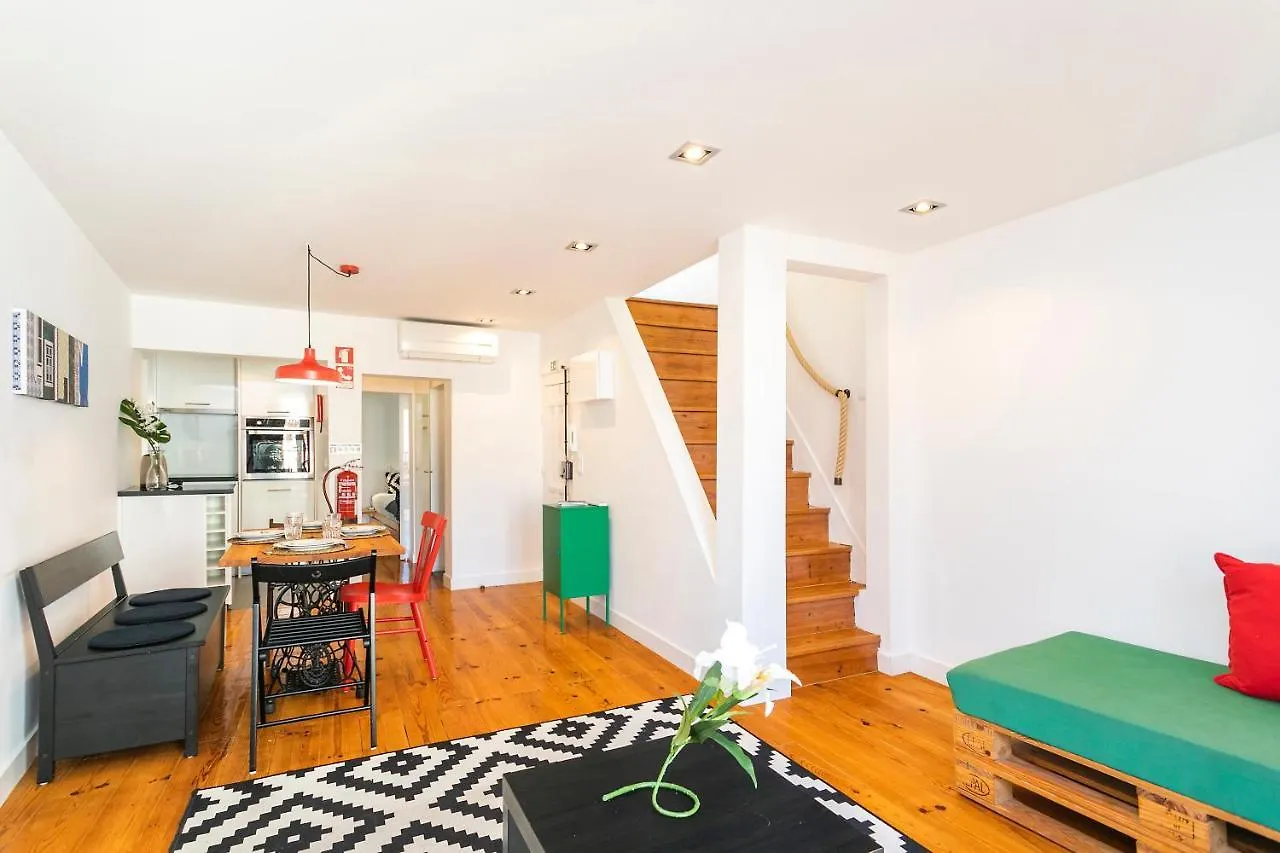 Cosy Alfama Hideout - With Rooftop Terrace Lisbon