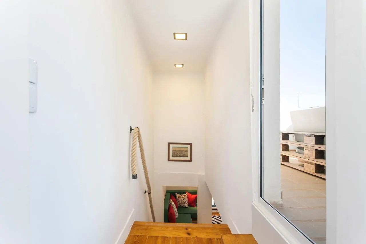 Cosy Alfama Hideout - With Rooftop Terrace Lisbon 0*,