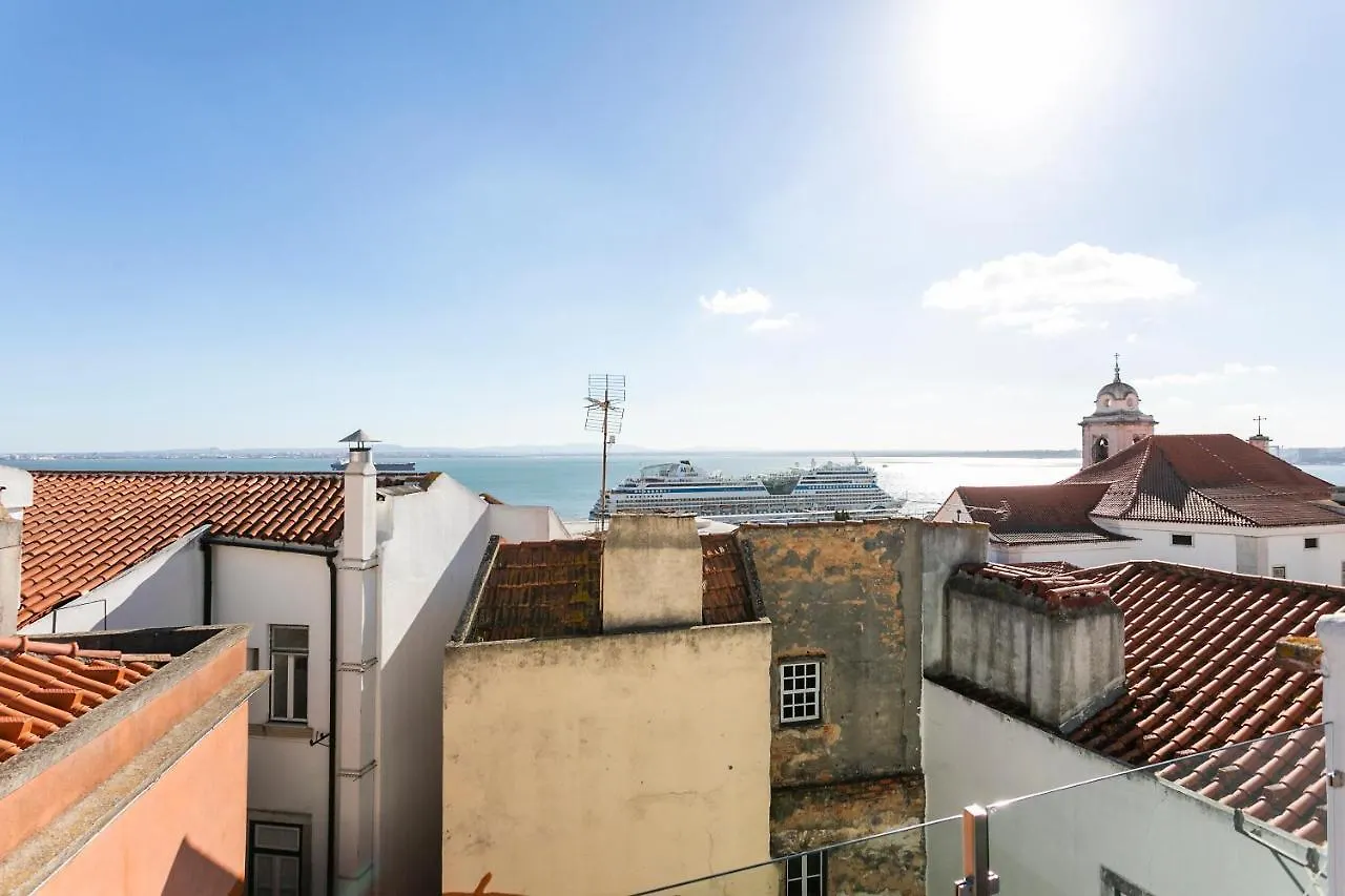 Cosy Alfama Hideout - With Rooftop Terrace Lisbon 0*,  Portugal