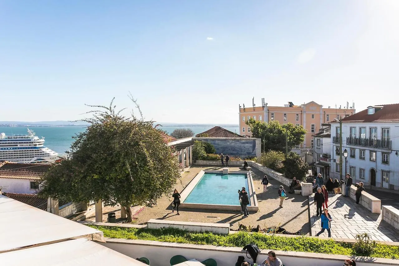 Cosy Alfama Hideout - With Rooftop Terrace Lisbon 0*,