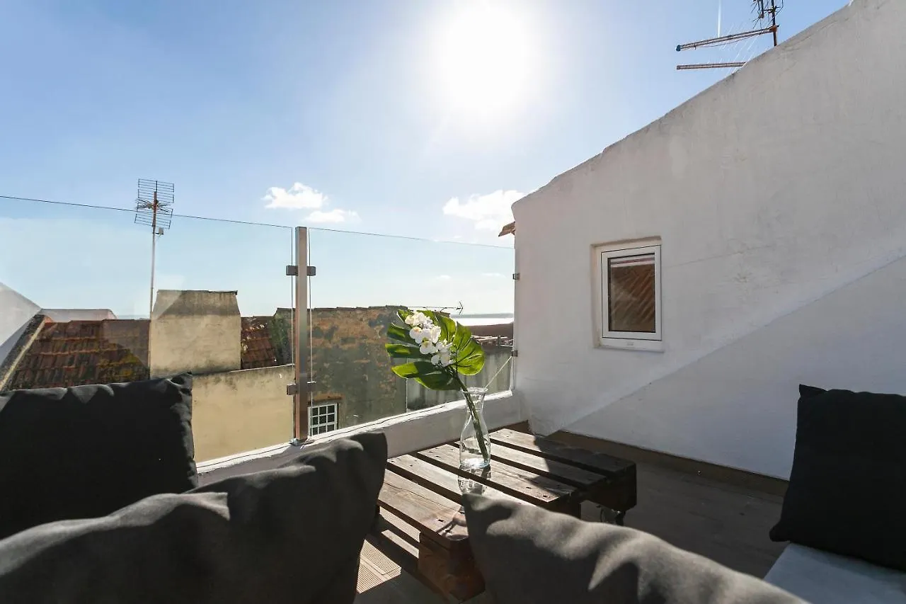 Cosy Alfama Hideout - With Rooftop Terrace Lisbon