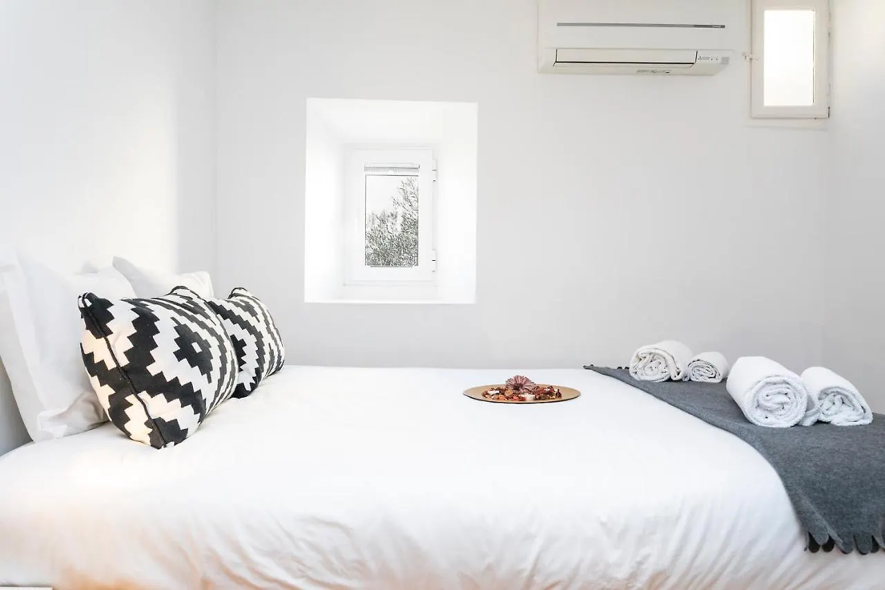 Cosy Alfama Hideout - With Rooftop Terrace Lisbon
