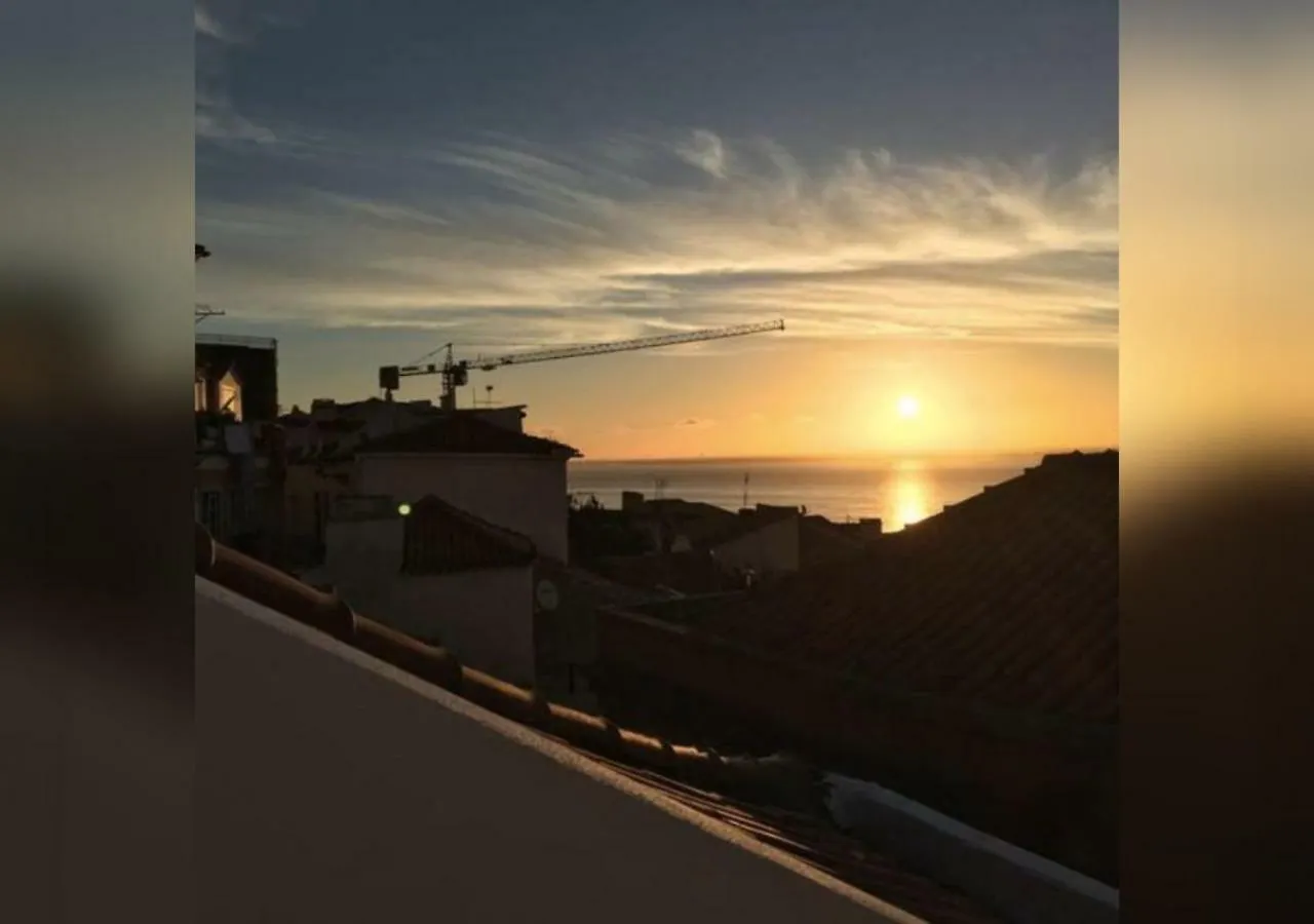 Cosy Alfama Hideout - With Rooftop Terrace Lisbon Apartment